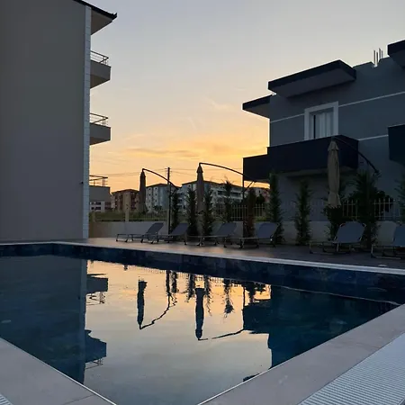 Appart hôtel Arkej Pool Golem (Tirana)