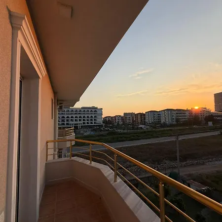 Arkej Pool Aparthotel *