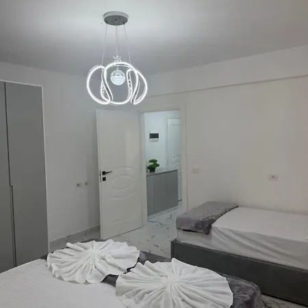 Arkej Pool * Golem (Tirana)
