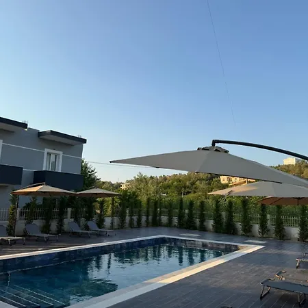 Arkej Pool * Golem (Tirana)